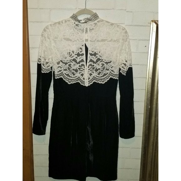Sandro Paris Junie Long Sleeve Lace and Velvet Dress Black White 1 - Picture 5 of 6